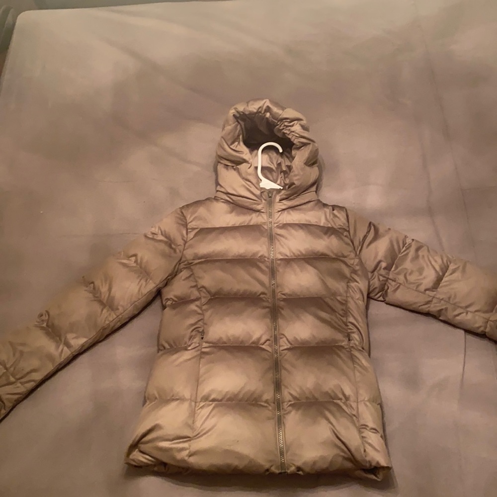 Uniqlo puffer coat for the winter. No offers